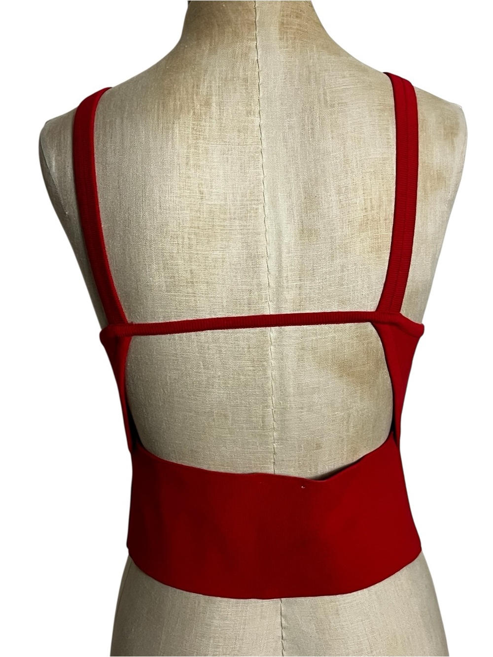 Free People Intimately Teagan Swit Red Knit Ribbed Cropped Cami Cutout M NWT - Picture 5 of 11